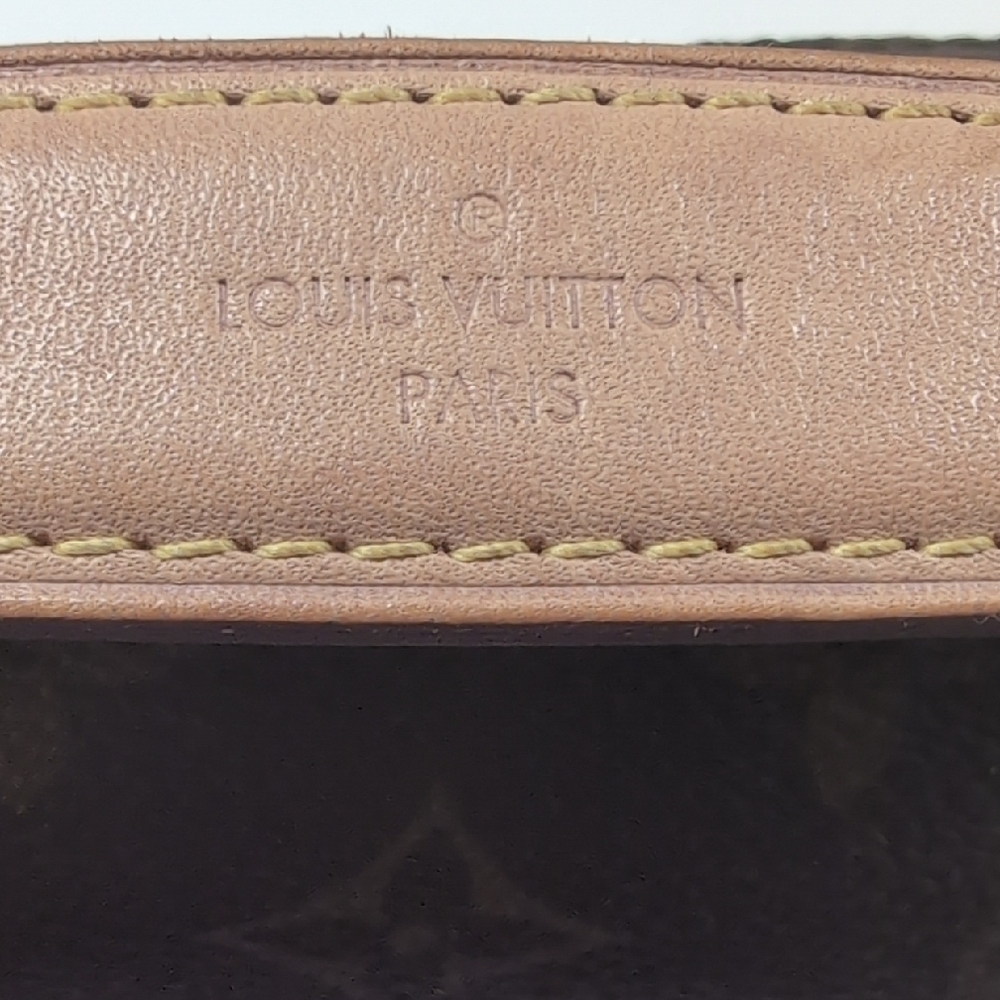 Louis Vuitton Dark Brown Monogram Messenger Bag - Picture 2 of 13